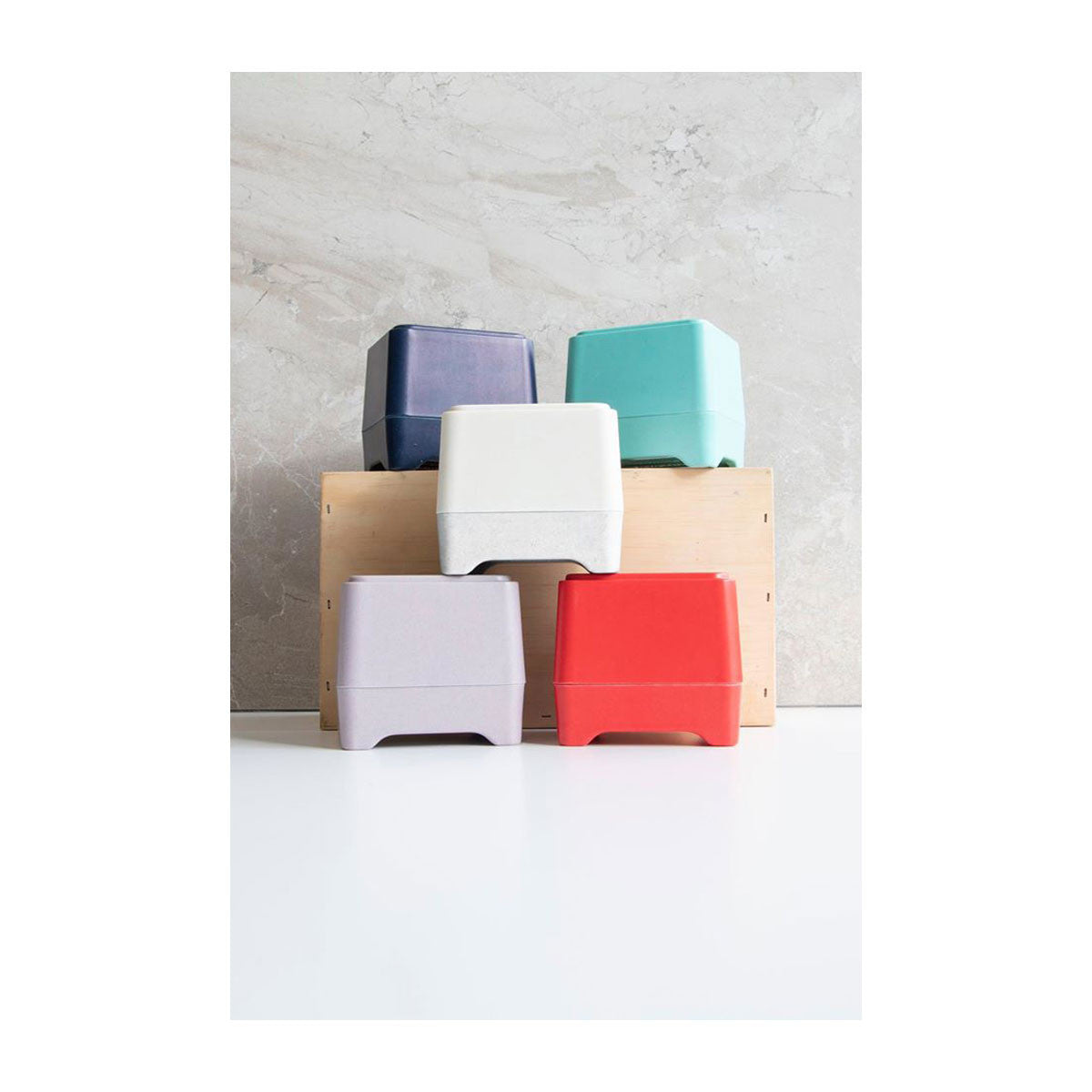 Ethique Pink In-Shower Container_3