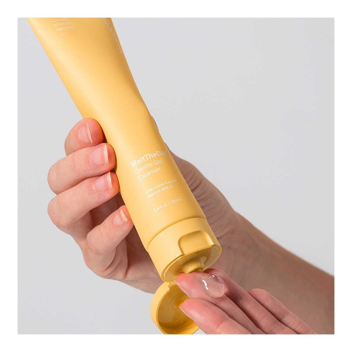 Jeuneora MeltTheDay Gentle Gel Cleanser _2