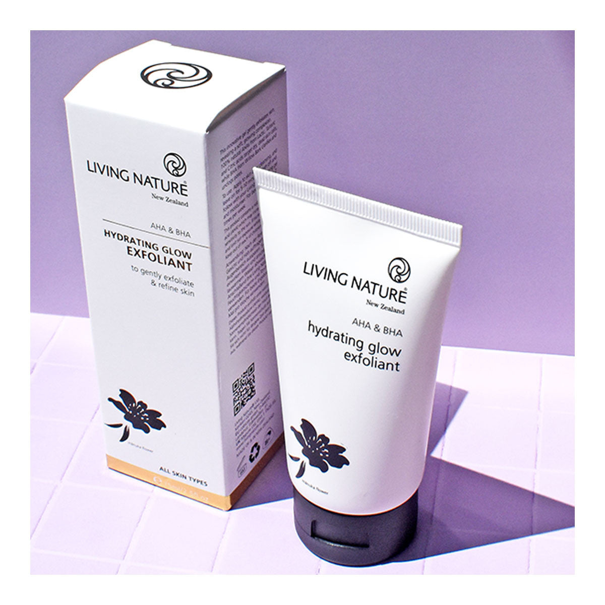 Living Nature Hydrating Glow Exfoliant _3