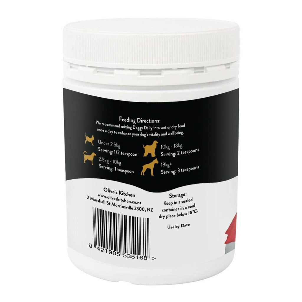 Feeding directions on the side label of a Doggy Daily supplement container.